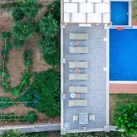 Saridakis Villa, A Multi-generational Retreat, By Thinkvilla Vila