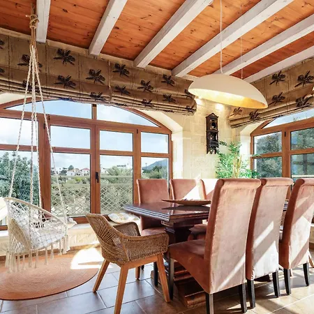 Saridakis Villa, A Multi-generational Retreat, By Thinkvilla Roussospítion